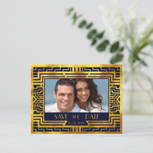 Art Deco Navy Goud Geometrisch Modern Save the Dat Aankondigingskaart (Staand voorkant)