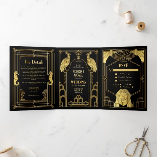 Art Deco Pauw Leeuw Zeepaardje Foto Bruiloft Drieluik Uitnodiging (Binnen)