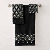 Art Deco Pearls Black en White Pattern Bad Handdoek (Insitu)