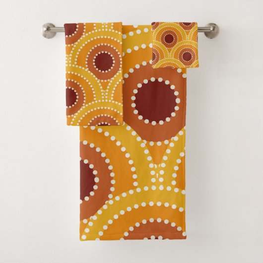 Art Deco Zon Sinaasappel Geel Bruin Patroon Bad Handdoek (Insitu)