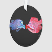Art "embrassant poissons" par Mike Quinn (devant)