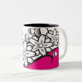 Art floral sur la tasse basse rose (Devant droit)