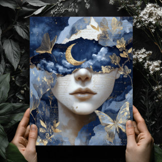 Art mural femme lune surréaliste bleu marine or
