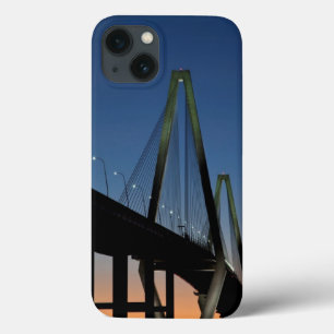 Arthur Ravenel Jr. Bridge in Dusk iPhone 13 Hoesje