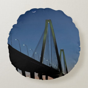 Arthur Ravenel Jr. Bridge in Dusk Rond Kussen