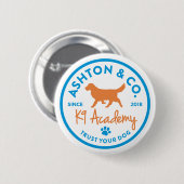 Ashton & Co. K9 Academy 2c Logo Light Ronde Button 5,7 Cm (Voorkant /achterkant)