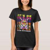 Asperger Syndrome ITS OK TO BE DIFFERENT Autism Cr T-shirt (Voorkant)