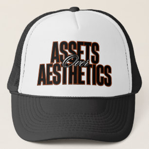 Assets Over Aesthetics™ kroont de Compounder Trucker Pet