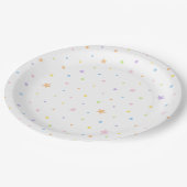 Assiette de fête blanche d'anniversaire avec confe (Angle)