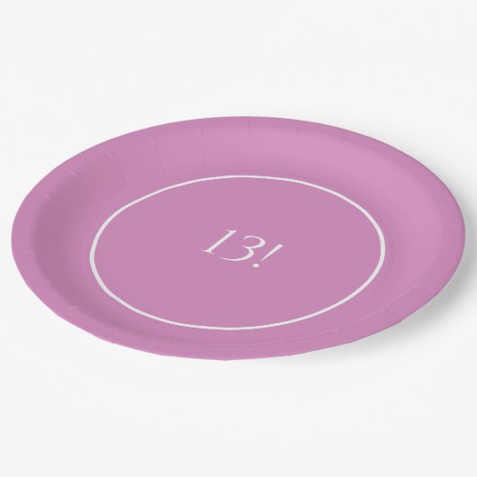 Assiette en papier rose parfaite (Angle)