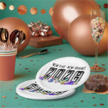 Assiettes En Carton 2027 Odometer New Years Party<br><div class="desc">* HAPPY NEW YEAR 2027! * Fun party hats and confetti to celebrate the New Year. * Several sizes to choose from, round or square plate options. * You can personalize by changing the size of the design. * Add background color of your choice. * Change the text message (choose...</div>