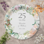 Assiettes En Carton 25e anniversaire d'argent Rose Floral Green<br><div class="desc">Doté d'une délicate guirlande florale d'aquarelle,  cette plaque botanique 25ème anniversaire mariage chic peut être personnalisée avec vos informations spéciales d'anniversaire d'argent dans un élégant texte argenté. Conçu par Thisisnotme©</div>