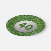 Assiettes En Carton 40e anniversaire Golf Ball on Grass Papier Plaque (Angle)