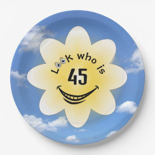 Assiettes En Carton 45e anniversaire soleil et nuages d'été