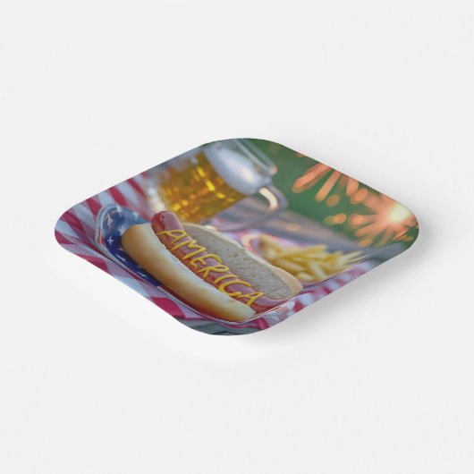 Assiettes En Carton 4th of July Hot Dog With Beer and Fries (Angulaire)