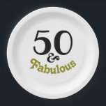 Assiettes En Carton 50 et Fabuleux fête d'anniversaire<br><div class="desc">Faites vivre n'importe quelle fête du 50e anniversaire en choisissant ce design élégant et simple. Style moderne 50 et texte fabuleux en or et en noir.</div>