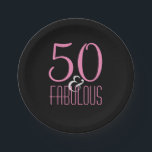 Assiettes En Carton 50 et fête d'anniversaire élégante rose fabuleuse<br><div class="desc">Plaques à papier de fête d'anniversaire de diva ciquantième dans le rose, le noir et le gris. Lit 50 et fabuleux dans le rose lumineux avec l'esperluète gris-clair. Sur l'arrière - plan noir solide. Approvisionnements élégants de fête d'anniversaire pour les femmes 50 an. Les serviettes de papier assorties du cinquantième...</div>