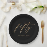 Assiettes En Carton 50ème Cinquantième Soirée d'Anniversaire Noir Or<br><div class="desc">Plaques de fête de 50e anniversaire en noir et or pour célébrer leur 50e anniversaire. Visitez la collection ci-dessous pour voir la coordination des invitations   autres fournitures de fête.</div>