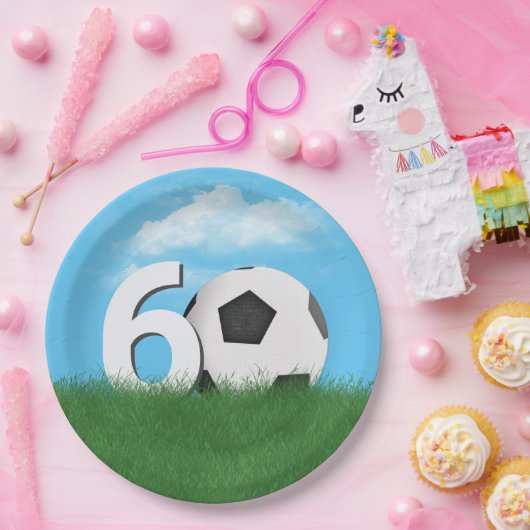 Assiettes En Carton 60e Anniversaire Bal De Football En Herbe Verte (Fête)