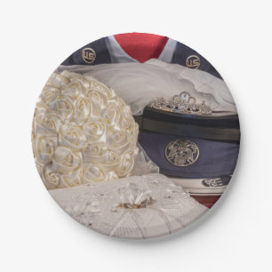 Assiettes En Carton 7263-Mariage militaire avec uniforme et bouquet