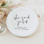 Assiettes En Carton ADELLA Moderne Minimale Elle A Dit Oui Fête des ma<br><div class="desc">Cette plaque en papier de douche nuptiale est dotée d'une police manuscrite pointue et d'un design minimaliste moderne avec un coeur tiré à la main mignon. Modifiez toutes les couleurs et le libellé *le plus* pour répondre à vos besoins. Ce décor de table de douche nuptiale conviendra parfaitement à la...</div>