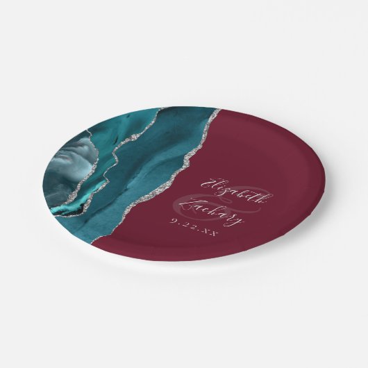 Assiettes En Carton Agate Geode Silver Script Burgundy Wedding (Angle)