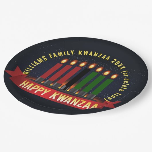 Assiettes En Carton Ajouter un nom Année Bougies Kwanzaa 9" (Angle)