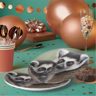 Assiettes En Carton **"Amour de la mère : Mummy and Baby Lemur Cuddlin