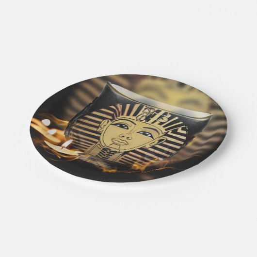 Assiettes En Carton Ancien Roi Égyptien Avec Lumières De Bougies (Angle)