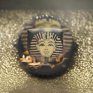 Assiettes En Carton Ancien Roi Égyptien Avec Lumières De Bougies