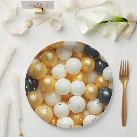 Assiettes En Carton Anniversaire des ballons noirs et d'or (Mariage)