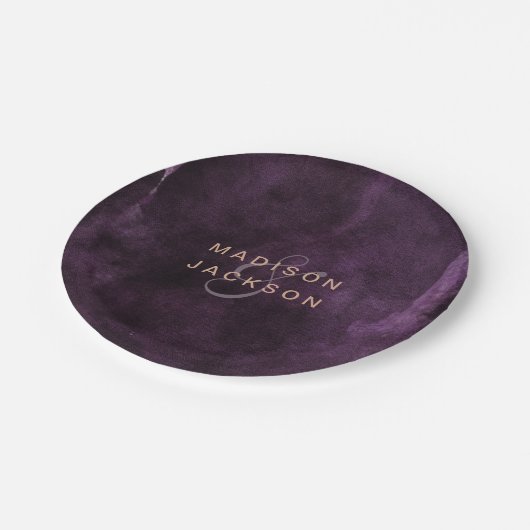 Assiettes En Carton Aquarelle violet foncé Rose or Mariage Monogramme (Angle)