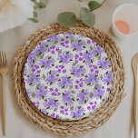 Assiettes En Carton Aquarelle violette Plaques de papier de jardin Flo<br><div class="desc">Célébrez avec votre famille et vos amis avec ces élégantes plaques de papier couleur violet Floral Garden. Parfait pour les douches pour bébés et les nuptiaux et tous vos événements mariages.</div>
