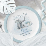 Assiettes En Carton Baby Elephant Hello Baby Boy Baby shower bleu<br><div class="desc">Plus mignon que le petit éléphant assis à côté d'un arc bleu orné du design Baby shower "Hello Baby Boy".</div>