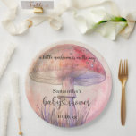 Assiettes En Carton Baby shower agarique à mouche fée<br><div class="desc">Un petit champignon est en route ! Le thème des champignons est un détour par le baby shower boisé ultra-tendance. Caractéristiques de l'aquarelle petite mouche agaric illustration de champignon Dans un cercle de contes de fées sur le thème de la forêt. Éléments correspondants disponibles.</div>