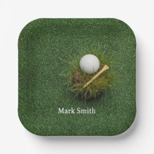 Assiettes En Carton Balle de golf sur de l'herbe verte pour golfeur