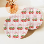 Assiettes En Carton Berry Sweet fraise anniversaire En vichy rose<br><div class="desc">Berry Sweet fraise anniversaire avec arc rose et en vichy ping.</div>