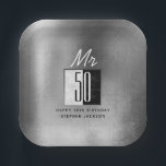Assiettes En Carton Black 50th Birthday<br><div class="desc">Simple,  moderne,  élégant,  élégant,  métallique argent noir et blanc,  plaque de papier 50e anniversaire personnalisée. Vous pouvez facilement changer le numéro d'âge !</div>