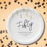 Assiettes En Carton Black, White & Gold Cinquante, 50e anniversaire<br><div class="desc">Black & White Cinquante Minimal 50e fête d'anniversaire. Des articles de papeterie et des articles de fête correspondants sont disponibles en magasin. Vous cherchez une façon unique et personnalisable de célébrer le 50e anniversaire de quelqu'un? Découvrez cette assiette de fête personnalisable. Cette assiette de haute qualité présente un design amusant...</div>