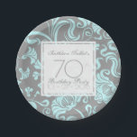 Assiettes En Carton Blue Grey Floral 70th Birthday Party Papier Plaque<br><div class="desc">Beau et élégant vintage clair turquoise motif floral sur arrière - plan gris. Plaque de papier de fête de 70e anniversaire sophistiquée et féminine aux formes carrés transparentes pour textes. Tout est personnalisable : vous pouvez facilement modifier le texte (police, couleur, taille et position) et le design (taille et position)...</div>