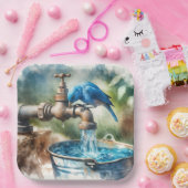 Assiettes En Carton Bluebird sur un vieux Faucet (Fête)