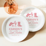 Assiettes En Carton Blush rose Dernier Rodéo Cowgirl Bachelorette Part<br><div class="desc">Ces Dernières plaques de papier Bachelorette Rodéo Rosé-Rosé sont dotées d'une disposition dessinée à la main avec des illustrations dessinées à la main ainsi qu'une police occidentale! Vous avez la liberté de créer quelque chose qui vous appartient ! Modifiez facilement le libellé et les couleurs pour correspondre à votre style!...</div>