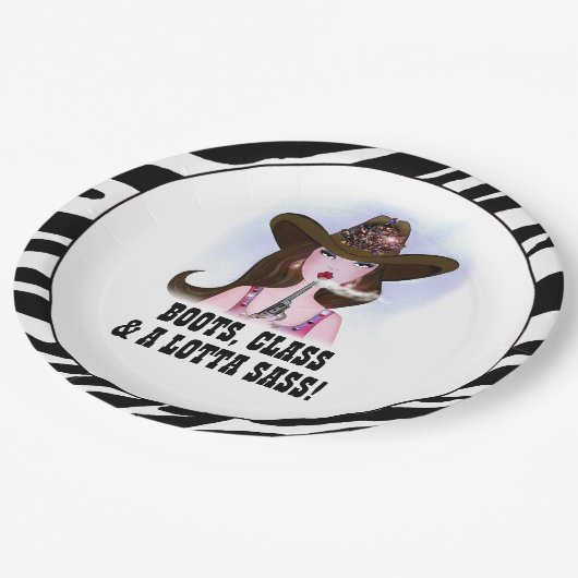 ASSIETTES EN CARTON "BOOTS, CLASS & A LOTTA SASS !" (Angle)