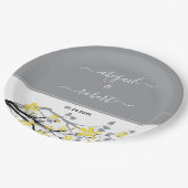 Assiettes En Carton Branche grise avec fleurs jaunes, initiales mariag (Angle)