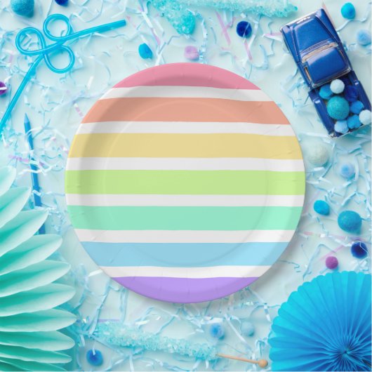 Assiettes En Carton Bubblegum arc-en-ciel et bandes blanches (Fête)