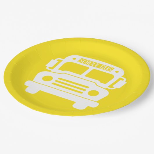 Assiettes En Carton Bus scolaire blanc sur Arrière - plan jaune (Angle)