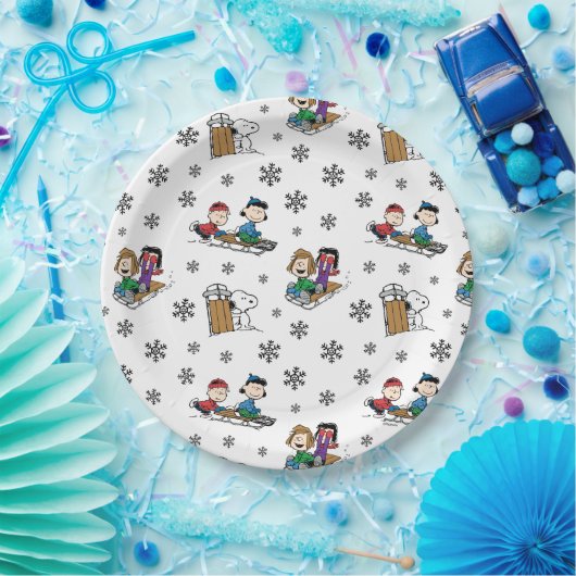 Assiettes En Carton cacahuètes | Hiver Sledding Fun Motif (Fête)