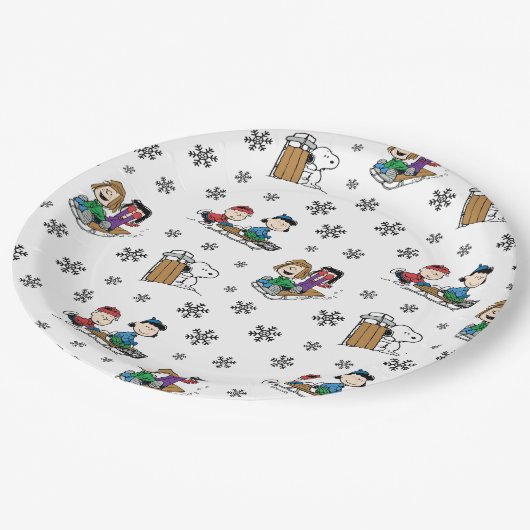 Assiettes En Carton cacahuètes | Hiver Sledding Fun Motif (Angle)