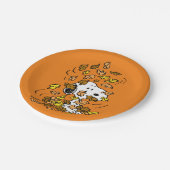 Assiettes En Carton cacahuètes | Snoopy Pile de Feuilles (Angle)