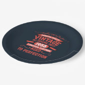 Assiettes En Carton Cadeaux d'anniversaire vintages personnalisés roug (Angle)